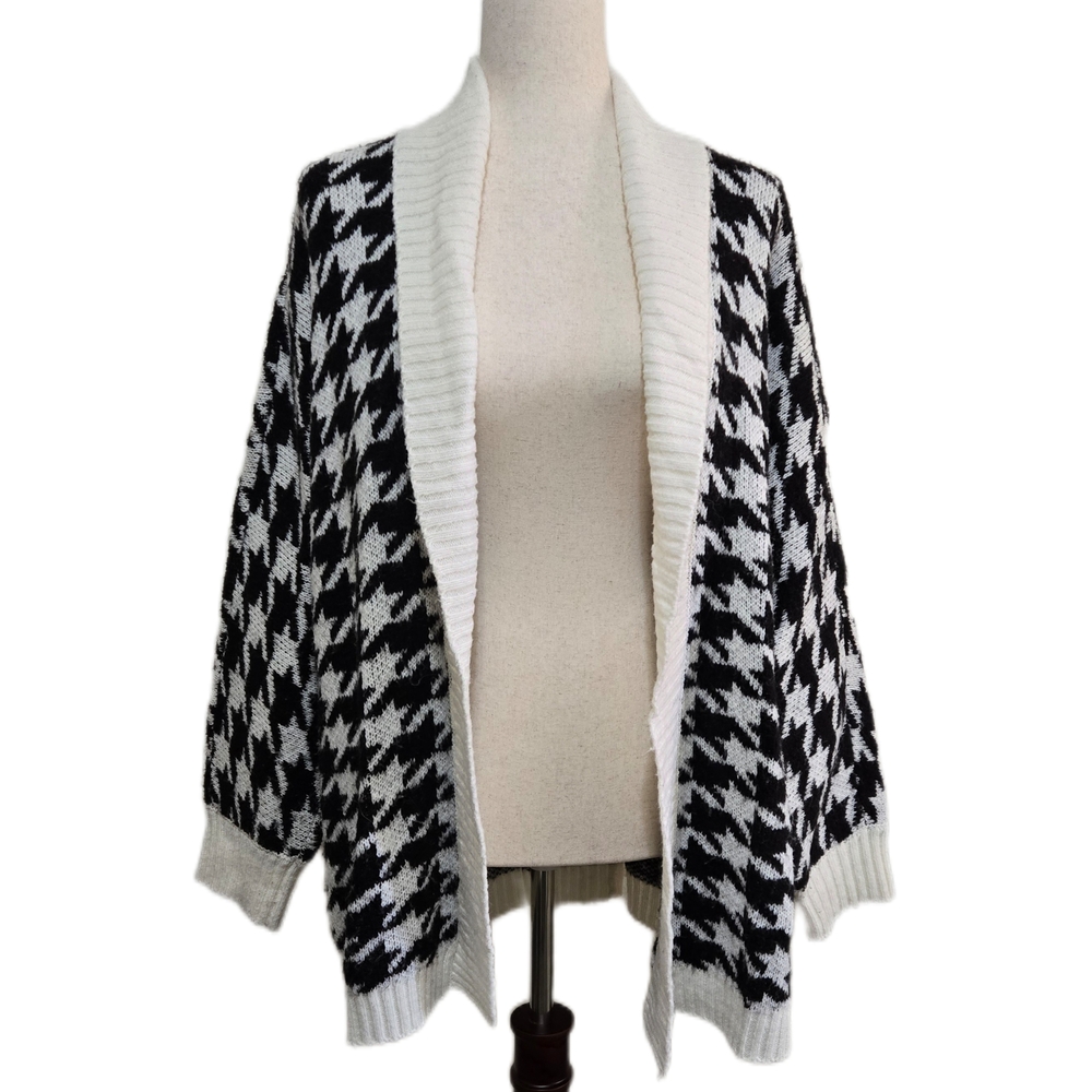 ​Torrid Houndstooth Cardigan Sweater Black White Open Front Size 1X